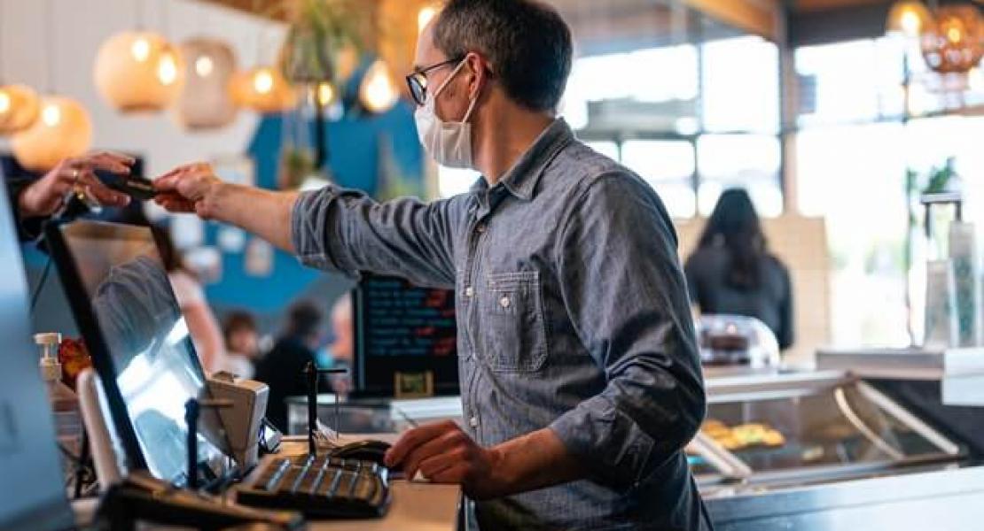 Titres restaurants : comment les accepter sur un TPE ?