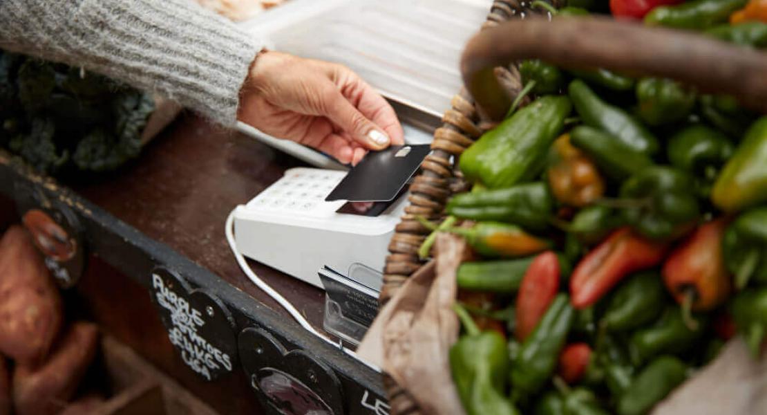 Paiement par carte bancaire : frais du commerçant