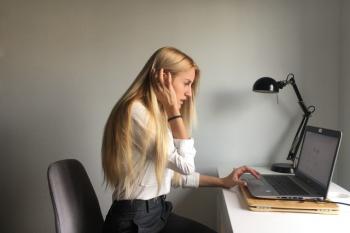 Indépendants : économisez avec un compte pro en ligne